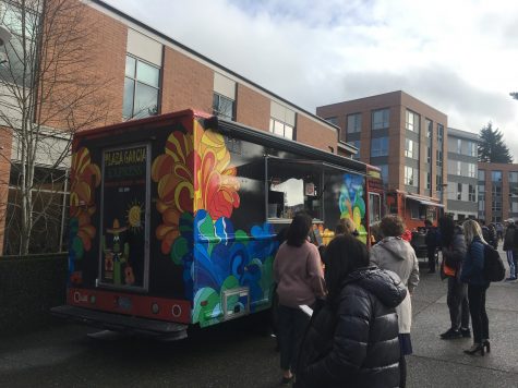 Ebbtide Eats: Avanti Markets and Food Trucks