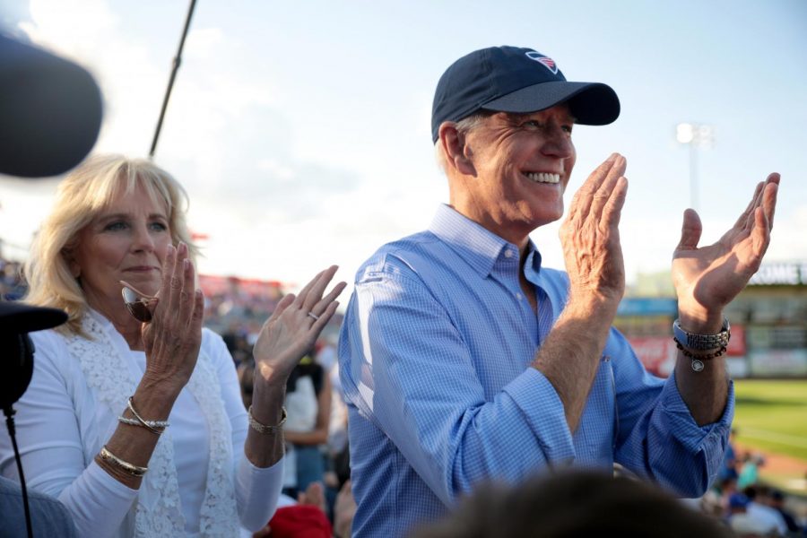 Joe & Jill Biden on a  2020 presidential campaign.