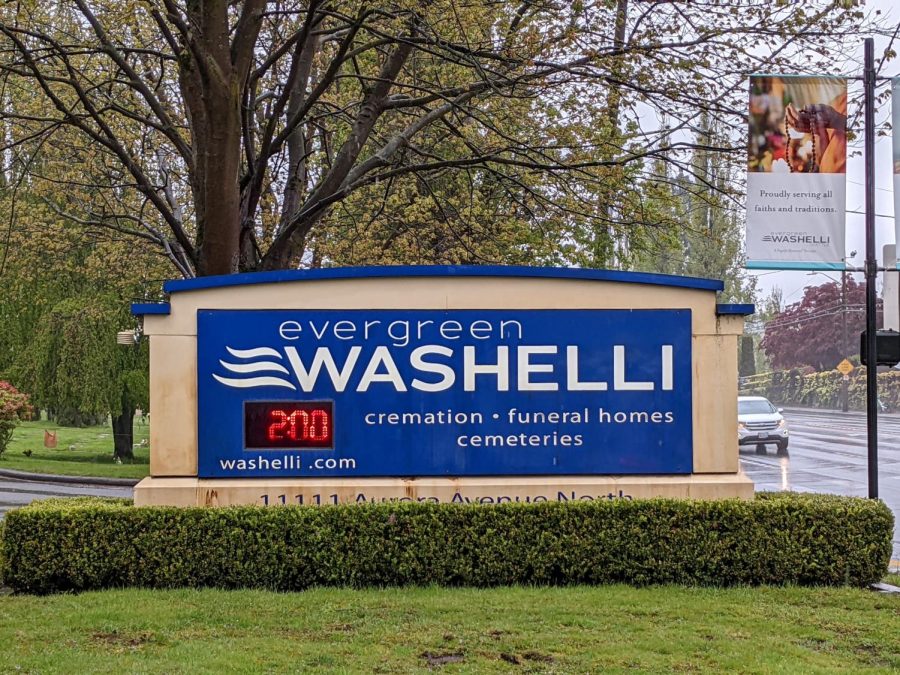 The entrance sign to Evergreen Washelli Cemetery