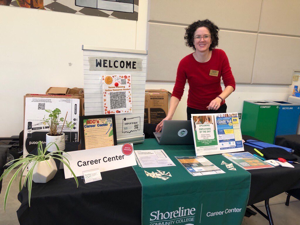 Shoreline faculty member introduces the Career Center to help students with resumes, internships, and career guides.